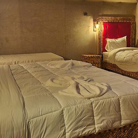 Fabulous Luxury Camp Hotell Merzouga Exteriör bild