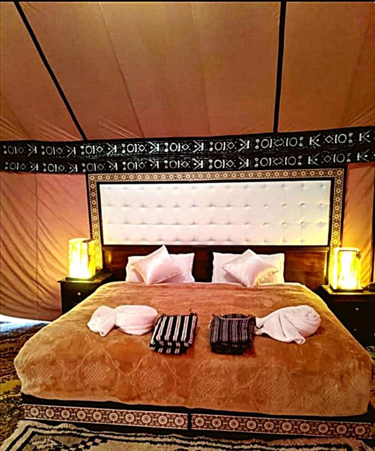 Fabulous Luxury Camp Hotell Merzouga Exteriör bild