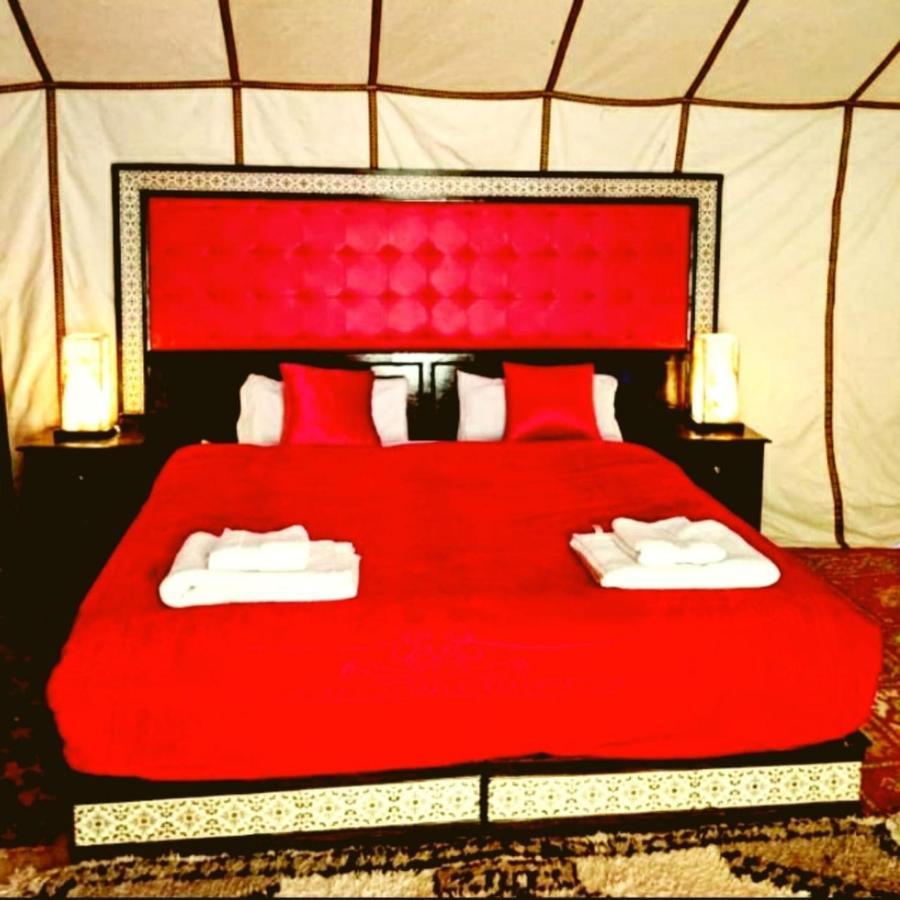 Fabulous Luxury Camp Hotell Merzouga Exteriör bild