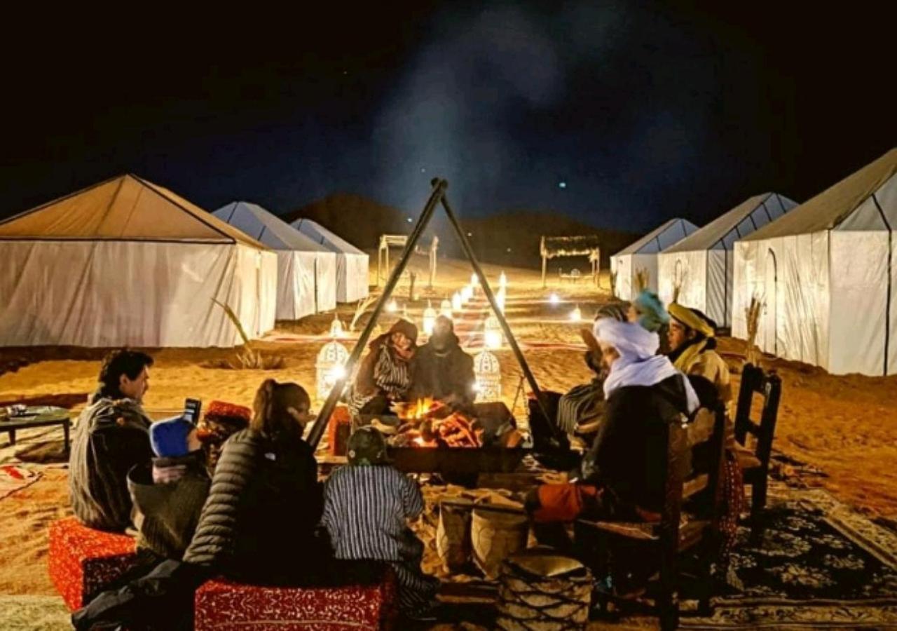 Fabulous Luxury Camp Hotell Merzouga Exteriör bild