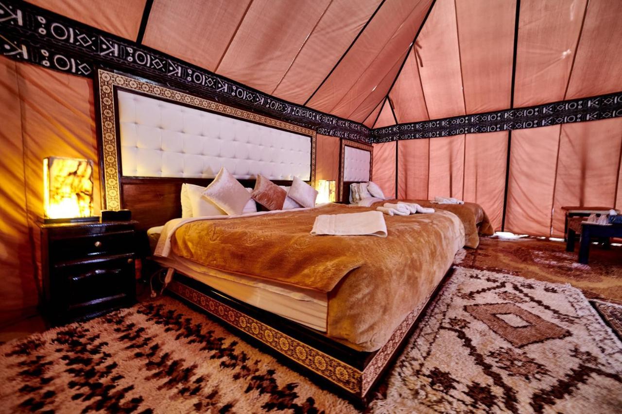Fabulous Luxury Camp Hotell Merzouga Exteriör bild