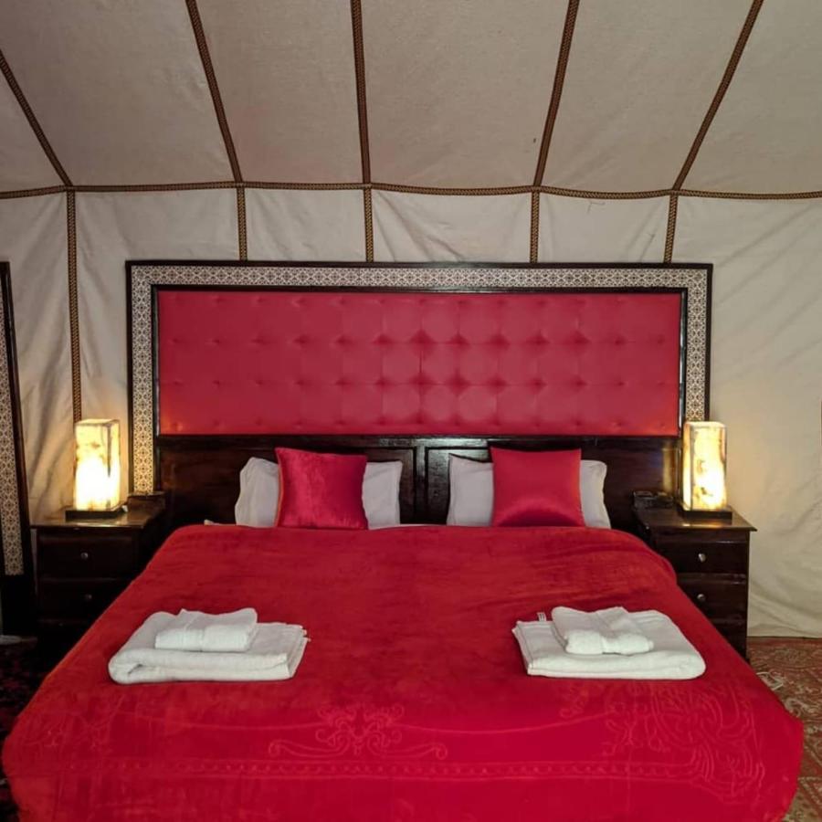 Fabulous Luxury Camp Hotell Merzouga Exteriör bild