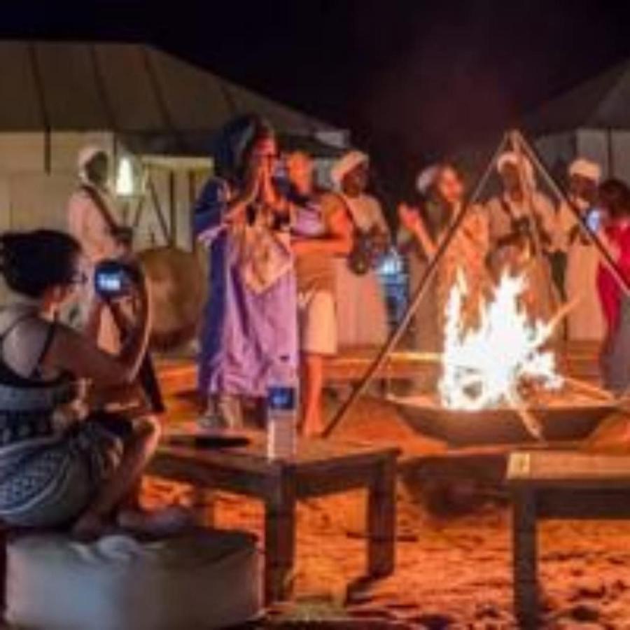 Fabulous Luxury Camp Hotell Merzouga Exteriör bild