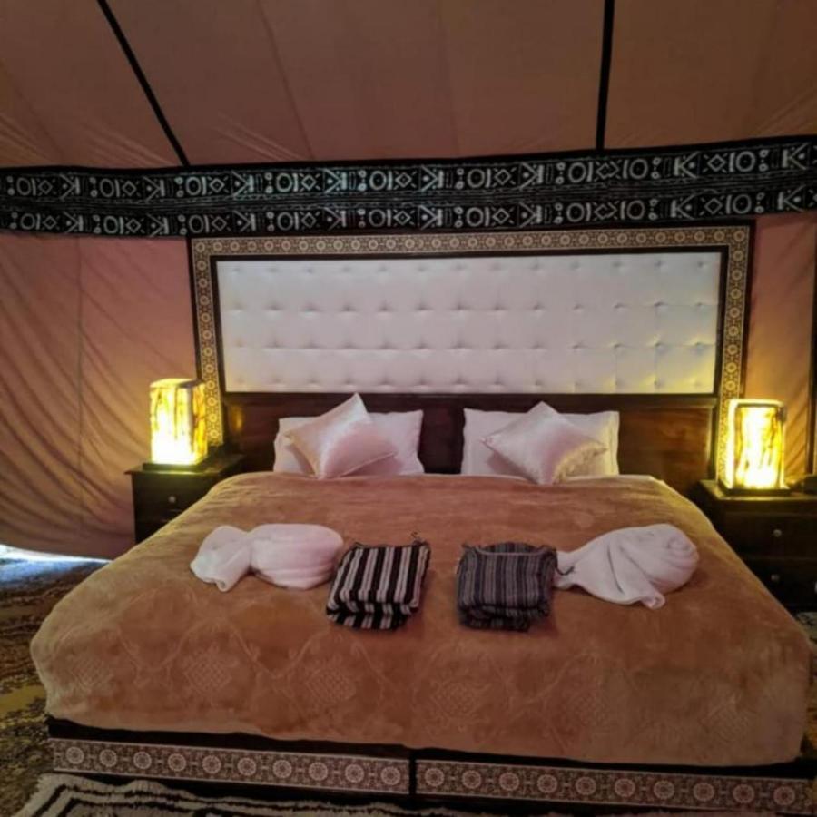 Fabulous Luxury Camp Hotell Merzouga Exteriör bild