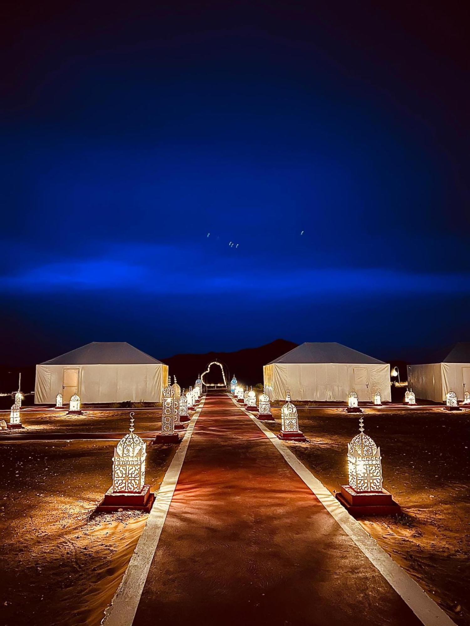 Fabulous Luxury Camp Hotell Merzouga Exteriör bild